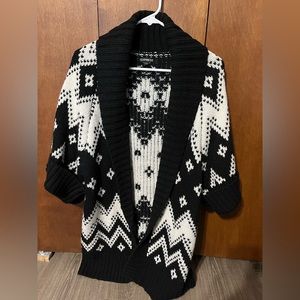 Express 3/4 length, aztec print cardigan